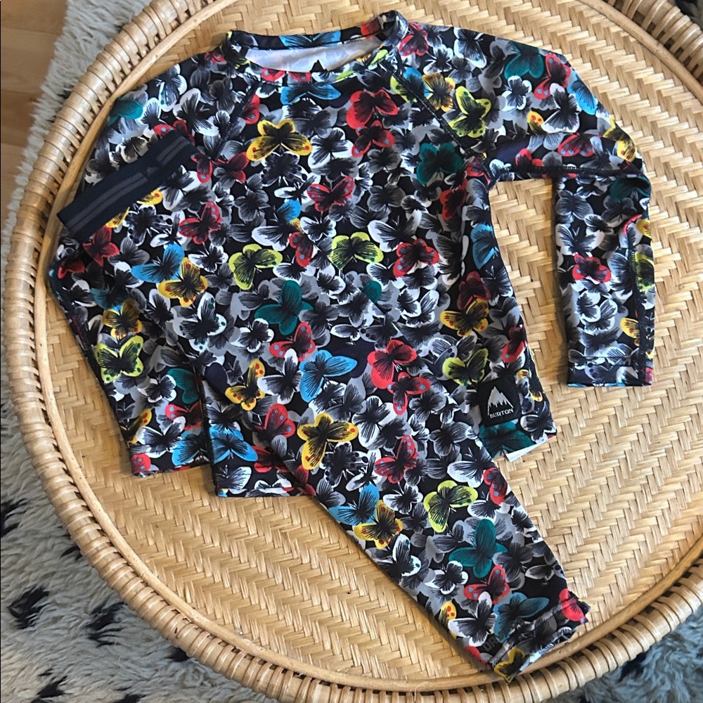 Burton Multicolor base layer set  size 3t